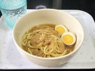 【貧乏ブランチ】煮物の残りを最後まで。