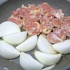 新玉ねぎが主役！とろとろ新玉ねぎの鶏塩バター蒸し！