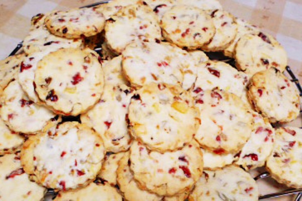 たっぷりドライフルーツ ナッツのクッキー お絵描き練習日記