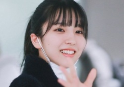【乃木坂46】セーラさん、悠理ちゃんと仲良くしてるからすこだわwww