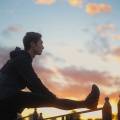 40代の「うつ」と疲労感は物理的エラー。男性更年期（LOH症候群）を再起動するサプリの科学