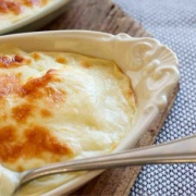 ♡失敗しない！ほうれん草とゆで卵のグラタン♡【#簡単レシピ #時短 #節約 #粉入り牛乳 #牛乳レシピ 】