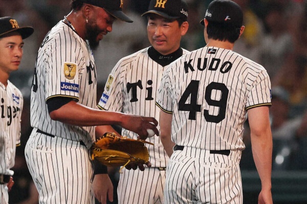 MLB ボブルヘッド 2体セット CCサバシア ジェイ・ブルース CCサバシア