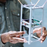 『空からすべてお見通し 世界を変える人工衛星ビジネスにGoogleも参入【湯川鶴章】』の画像