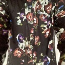 お気に入りのポール・スミスの花柄のシャツ