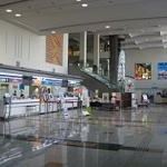 佐賀県では「バスに乗る感覚」で佐賀空港を利用する７０万人がいるらしいｗｗｗ