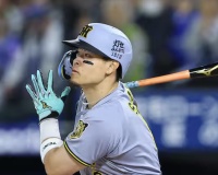 佐藤輝明 打率.403(77-31) 本塁打5 打点22