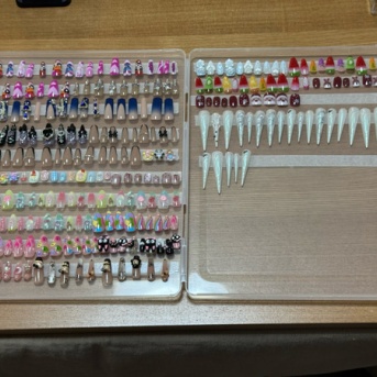 【100均で把握しやすく解決】娘のネイルチップ収納…