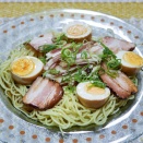 ちょっと酸味がある自家製味付け玉子で「そうラーメン」