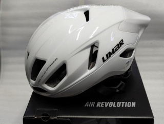 王道からあえて外す｜KABUTO AERO-R2 vs LIMAR AIR ATLAS UAP エアロヘルメット徹底比較