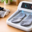【新発明】脱いだ靴下の左右を自動判定する「どっちだソックス」登場　開発者は「洗濯前の小さな謎を解決したい」