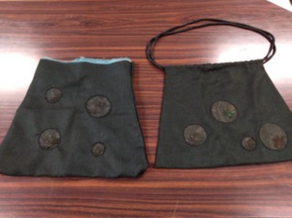 縫物教室　ビーズの飾りを入れた袋物製作