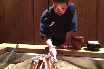海外「すごいこだわりがある」食べログ1位・一見さんお断りのお店「柳家」に圧倒される海外の人々