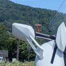 メッシュジャケットはまだ早い。