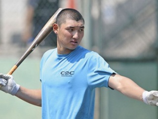 【NEXT大谷翔平】DeNAドラ1候補・山梨学院の菰田陽生(こもだ はるき)、骨折から投球練習再開！横山スカウト高評価