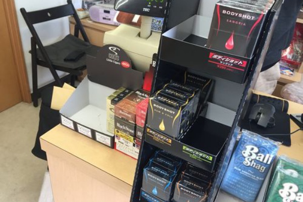 甲府市のタバコ屋で買った葉巻の葉のタバコ リトルシガーkeith キース とボディショット お酒大好きなおっさんの適当ブログ