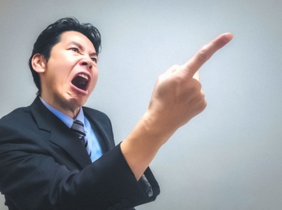 加藤純一「vtuberの中身は大半がマツコ並のデブやブスなおばさん。いい加減目を覚ませ弱男」