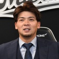ロッテ・サブロー監督「率はもういい。とにかく強いスイングを」井上広大の育成プラン