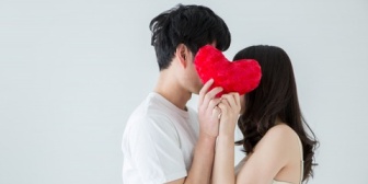 離婚の準備が整って、フリン相手にプロポーズした。そしたら、フリン相手から、打ち明け話。あまりの展開に頭が混乱してるんだが