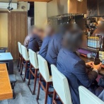 芥川商店街につくってた「鰻や牡蠣とか 炭し」がオープンしてる