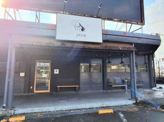 富山市五福にあった人気カフェ居酒屋『jicca（ジッカ）』が閉店してる。