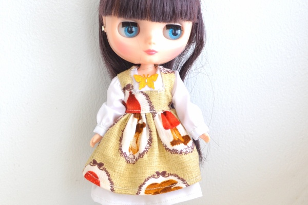 ホシリン　人形用木製クローゼット扉付き　ハンドメイド　リカちゃん　ブライス ドールハウス クローゼット ブライス 家具シルバニア 木製 リカ