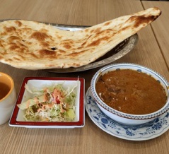 2025年6月20日ニューオープン！　羊に特化はしていないけれど本格的なカレーとナン　カーンさんのひつじYa　岐阜県岐阜市折立144-2