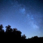 年に一度「星を見る日」とか作れないのか？
