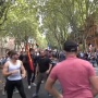 【動画あり】フランスのワクチンパスポート反対デモで乱闘発生！デモ参加者が正体不明の集団に襲われる