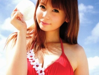 中川翔子 写真集「サイパン発、中野経由、未来行き 中川翔子 ギザ10」の画像まとめ