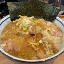 船堀「あずーる」濃厚生姜醤油ラーメン＋ワンタン