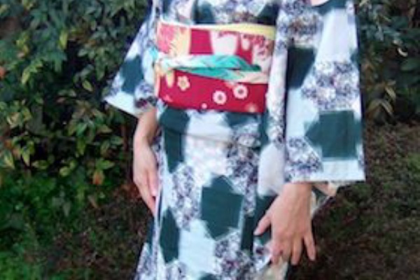 気軽に楽しく美しく・銘仙の時代の女 - 銘仙着物 単衣