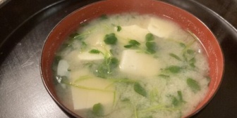 自作の味噌汁で「料理ができるって自慢しないで？」と言われた。