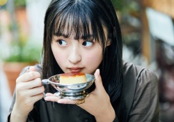 これはたまらんｗ ほっこりする遠藤さくらのもぐもぐタイムｷﾀ――(ﾟ∀ﾟ)――!!