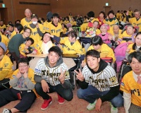 【阪神】望月、才木がＶ宣言　来季に向けて「優勝します」