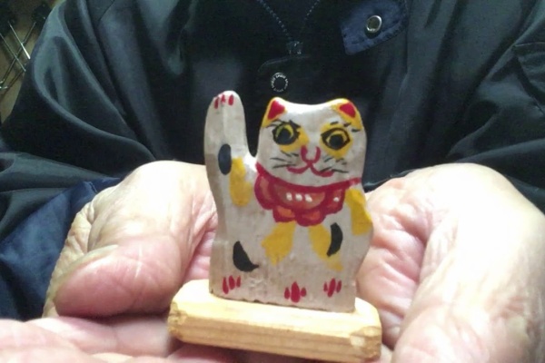 手作りの小さな木製人形 高さ5 ほか木のオブジェ 板絵人形
