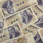 男「小遣い少ないから増やして」　妻「主婦業を時給に換算すると18万円だけど？」　男「・・・」