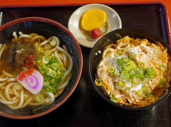 丸忠うどん　カツ丼セツト　