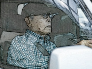 運転してると、とにかくクラクションを鳴らされる。鳴らすのは決まって必ずジジイなんだよね・・・
