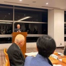 今夜も新年会です