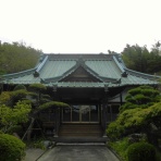 壊れた玩具で遊ぶ日々