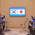 日韓首脳がドラム演奏、韓国でも話題に！　韓国の反応。