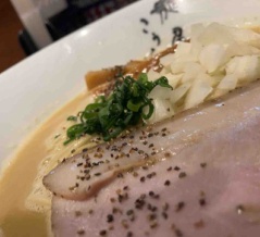 鶏白湯が素晴らしい　鎌ヶ谷 製麺堂てつ