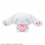 『[イコラブ] 「＝LOVE」×「シナモロール」 Lぬいぐるみ コラボアイテムがセガプライズに登場！【シナモン】』の画像