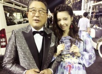 ぱるるが徳光さんと仲良くツーショット