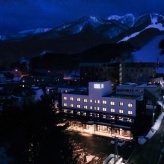 富良野の四季に抱かれ、自分を解放する。「NOZO HOTEL」で味わうソロステイの悦び。