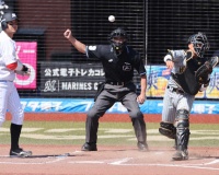 【阪神】長坂、やるじゃん！　盗塁阻止率100％　初回、角中の二盗を強肩で防ぐ