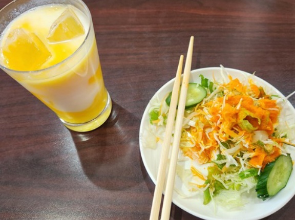 いまインド料理屋にいる