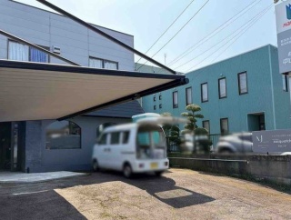 中央区愛宕に『sasquatch（サスクワッチ）』なる美容室がオープンするらしい。