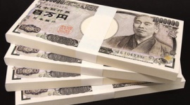 おもちゃの百万円札で覚醒剤を購入 → その日のうちにまた欲しくなって、同じ売人に連絡して待ち合わせ場所へ → 売人とその仲間に襲撃される → 消防署に逃げ込んで逮捕…大阪・西成